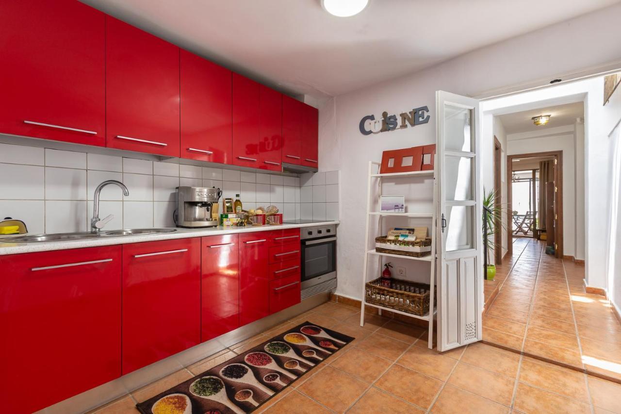 Casa Randonneur, Traditional Townhouse In Alora. Exterior photo